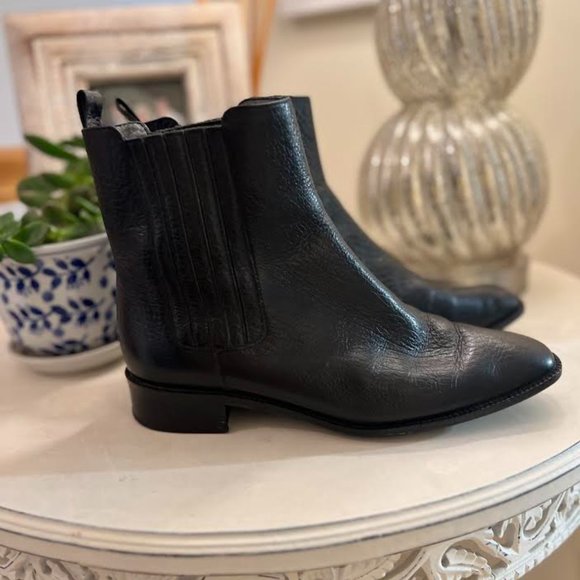 Vintage Talbots Black Leather Ankle Boots - Size 6W - Picture 4 of 9